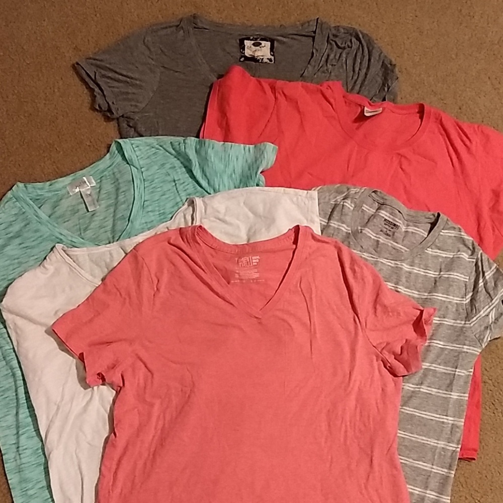 Tshirts - Picture 1 of 5